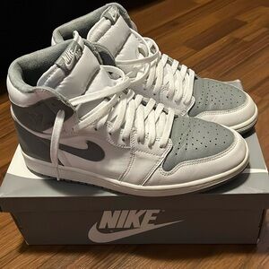 Jordan 1 Rétro High OG Stealth/Size 11 US M